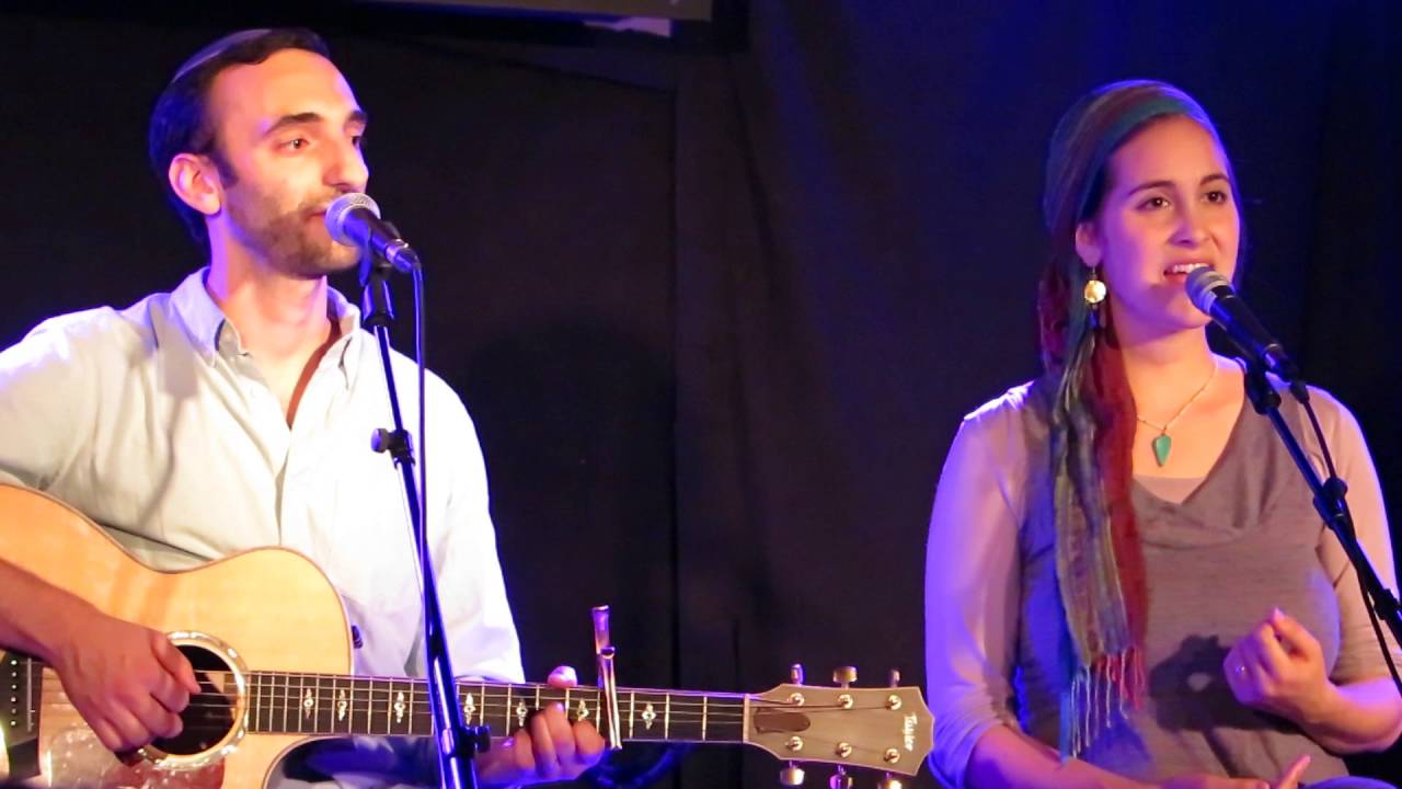 Yonina - Modé ani (live)