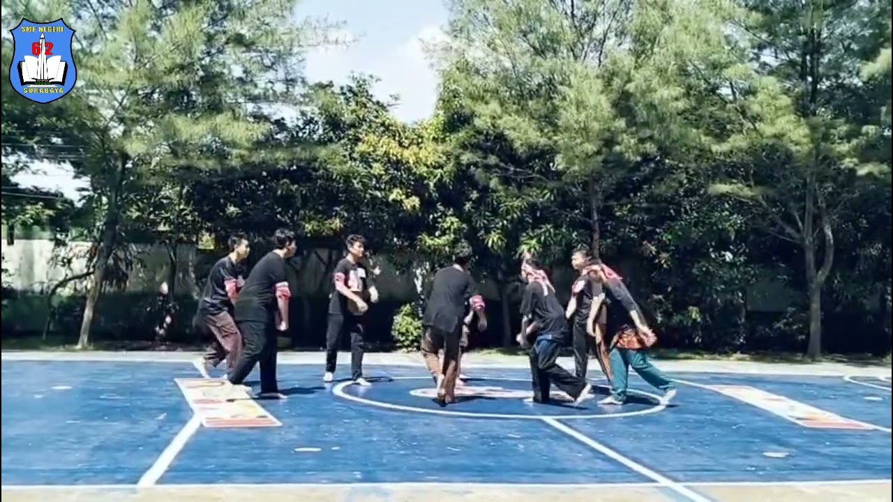 UPRAK SENI BUDAYA TARI SMPN 62 SURABAYA | TARIAN RAMBE YAMKO OLEH 9C 