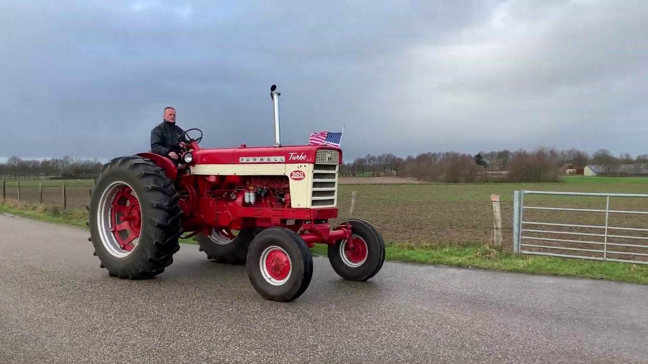 Mc Cormick Farmall 560 TURBO