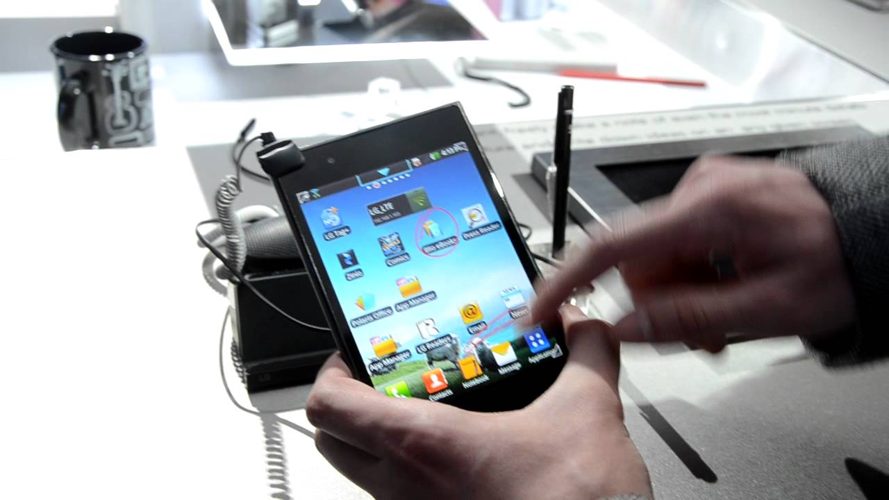 Мини-обзор LG Optimus Vu от Droider.ru [MWC 2012]