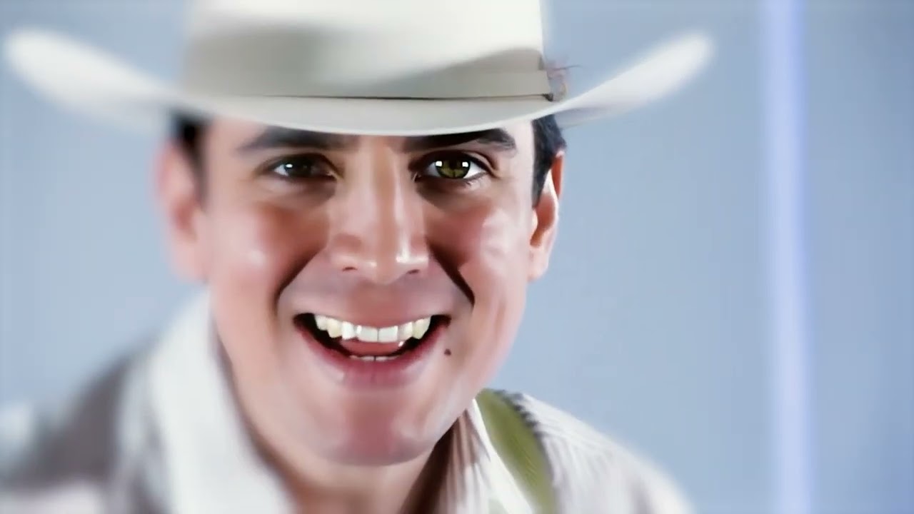 Cenen Angulo - Me Gusta La Chevecha (Video Oficial)
