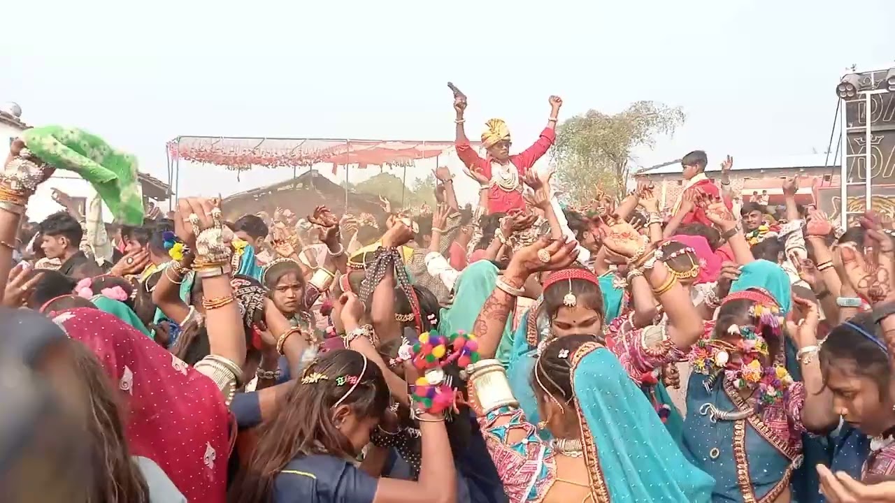आदिवासी सादी 💖☺️💥..#aadivasi #trending #viral #shadi #ytshorts #video @aadivasinanii
