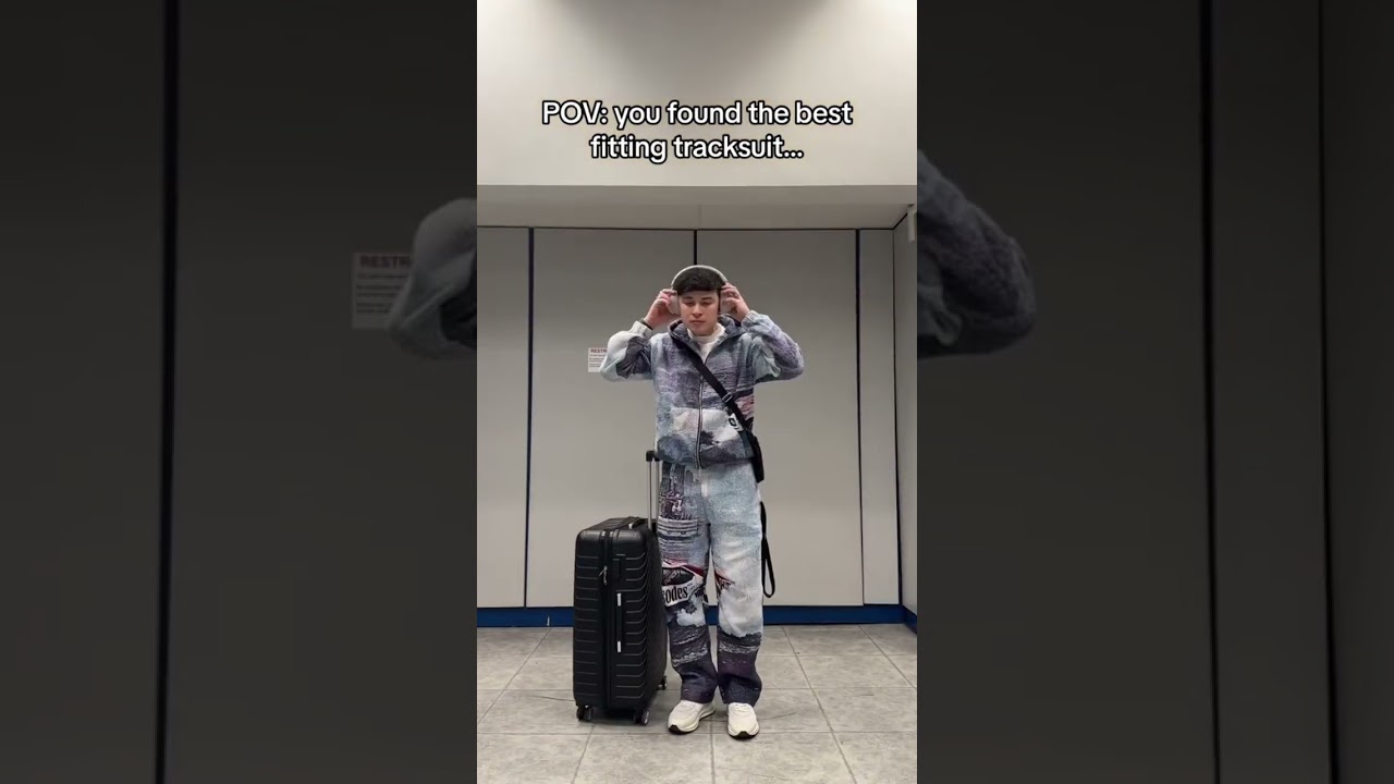 The best fitting tracksuit - best dressed at the airport 