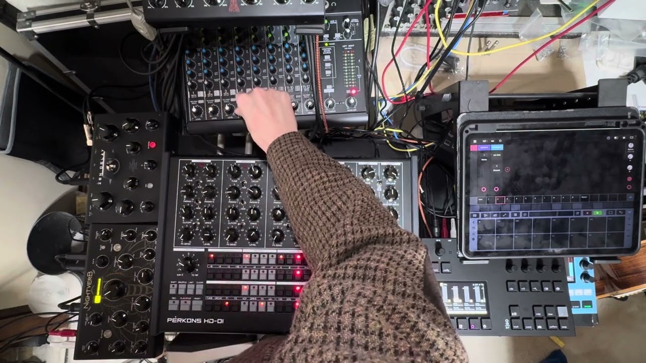 perkons s-4 dub techno