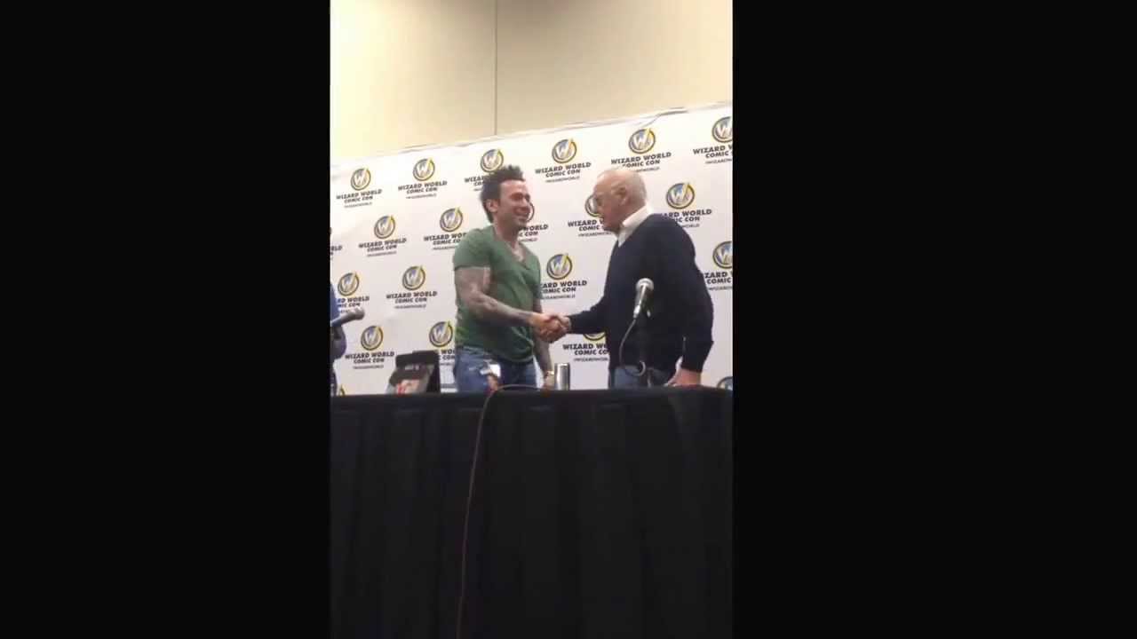 Stan Lee Surprises Jason David Frank at his Q&A Panel