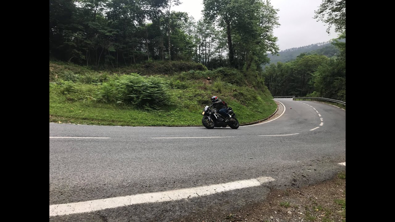 Aprilia Tuono 1000 - Ibardin Pass