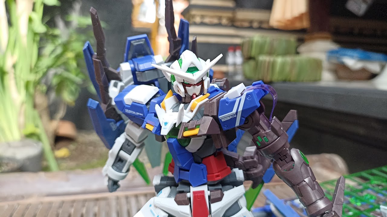 Kalau Anda masih ragu, mending JANGAN. Review MG 1/100 Exia R4 Dada Model