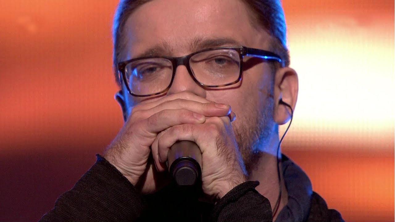 The Voice of Poland VI – Tobiasz Staniszewski – „Too  Much Love Will Kill You” –  Live