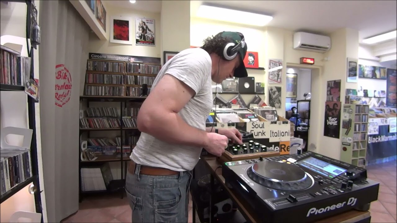 OMNITRONIC TRM 202 MK3 & PIONNER CDJ 2000 NEXUS - baiodeejay - IN STORE from Black Marmelade Records