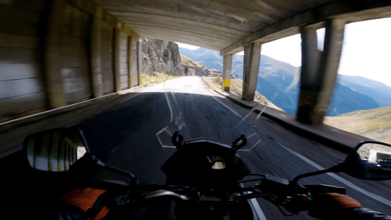 TRANSFAGARASAN 2024 SUZUKI V-STROM und Honda Africa Twin nach dem Tunnel , LEIWAND OIDAAAAAAAAAAAAA