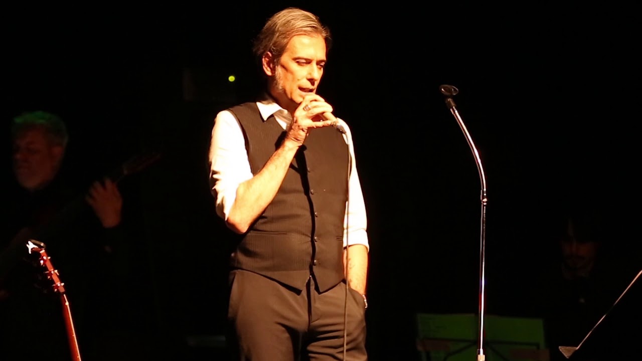 Andrea Chimenti canta DAVID BOWIE - Life on Mars