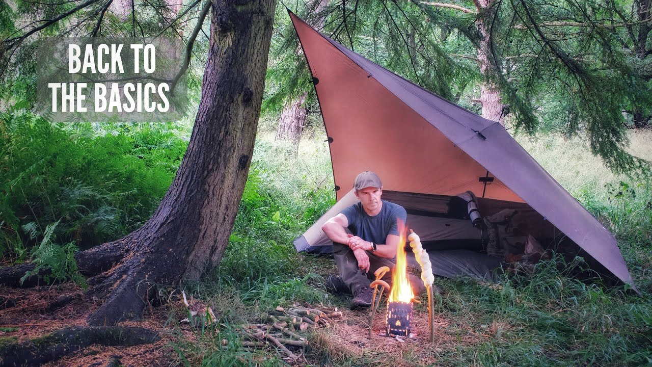 Solo Bushcraft Camp in the Forest with the Alton Walkabout Swag & Tarp – Epic Rain Shelter Setup