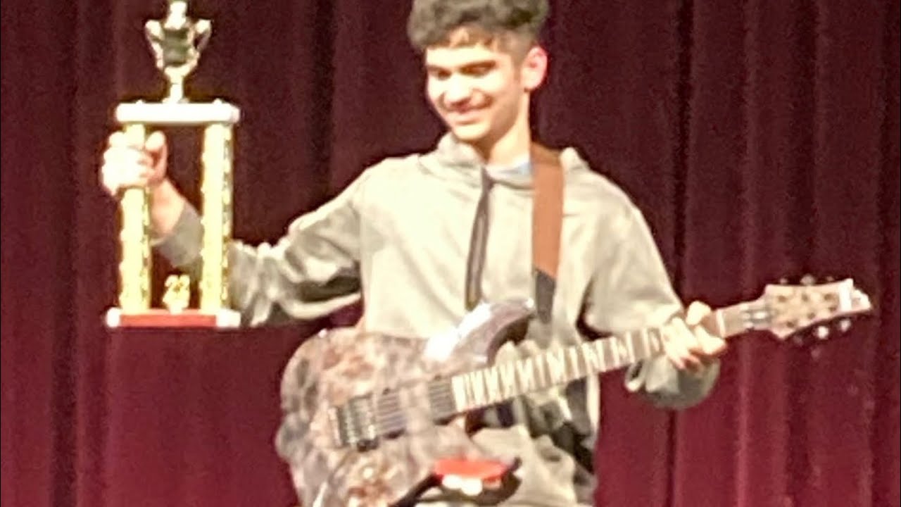 1ST PLACE! 11th Grader High School Talent Show Guitar Medley! Eruption, Big Sur Moon and more!