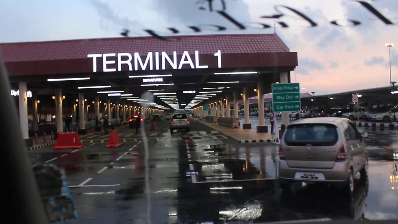 Explore COCHIN INTERNATIONAL AIRPORT, Kerala's Best Airport, Watch Cochin Airport Terminal 1 Video