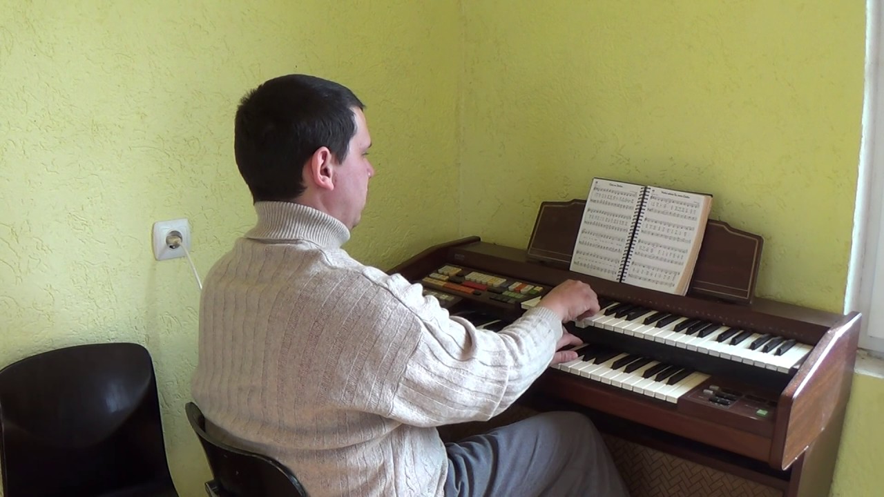 Venho Adorar-Te, Santo Criador - Organista Bujor Florin Lucian tocando o Órgão Technics SX-E22L