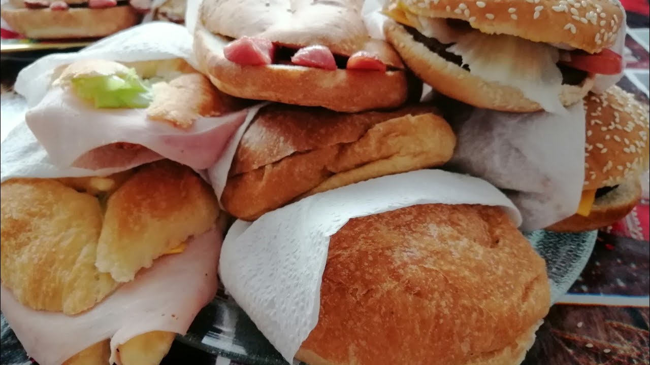 Ideas para negocio/Cuernitos, hojaldras, tortas y hamburguesas