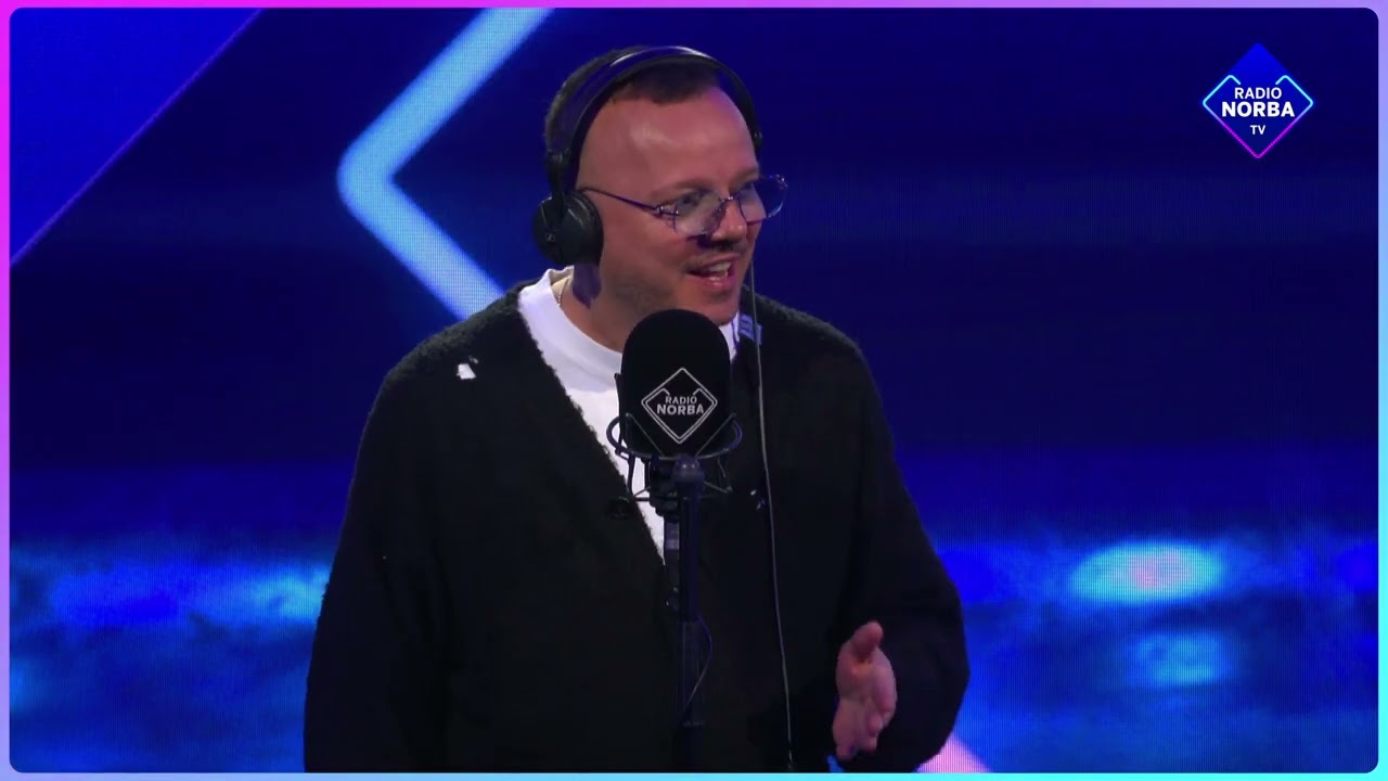 Gigi D'Alessio in diretta su Radio Norba