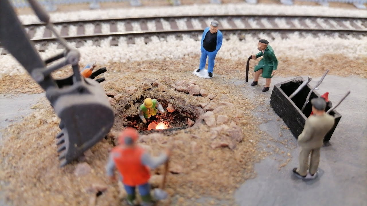 Plastico ferroviario modulare, modelleisenbahn, scambi motorizzati, treni Roco, Esu, hornby, piko