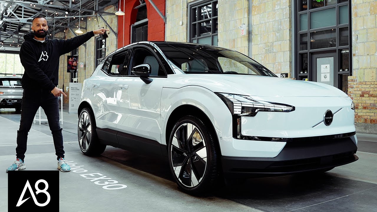 2025 Volvo EX30 | Fastest & Smallest Luxury SUV?