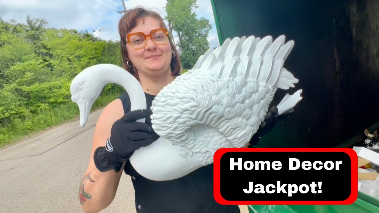 Home Decor Jackpot! Amazing Day Of Retail Dumpster Diving!