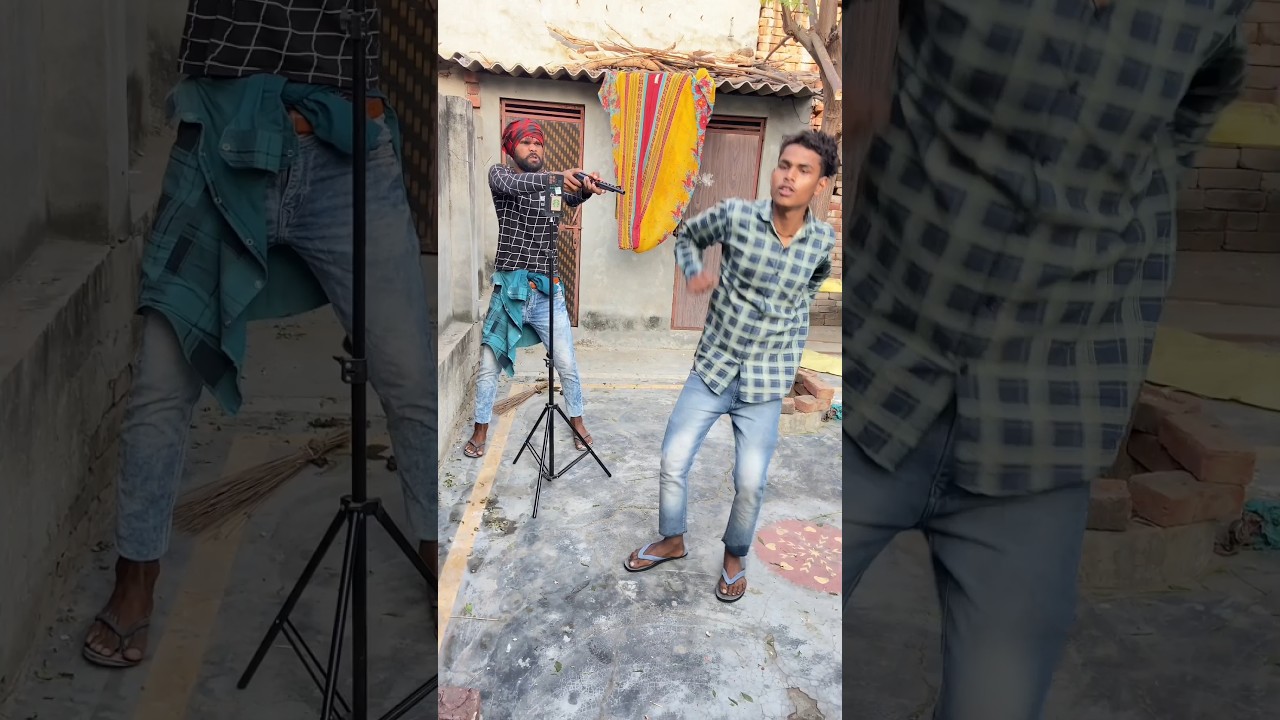 sasta director 😁😁😁🤣🤣🤣🤣#comedy #funny #viral #youtubeshorts #explore #viralvideo #funnyvideo