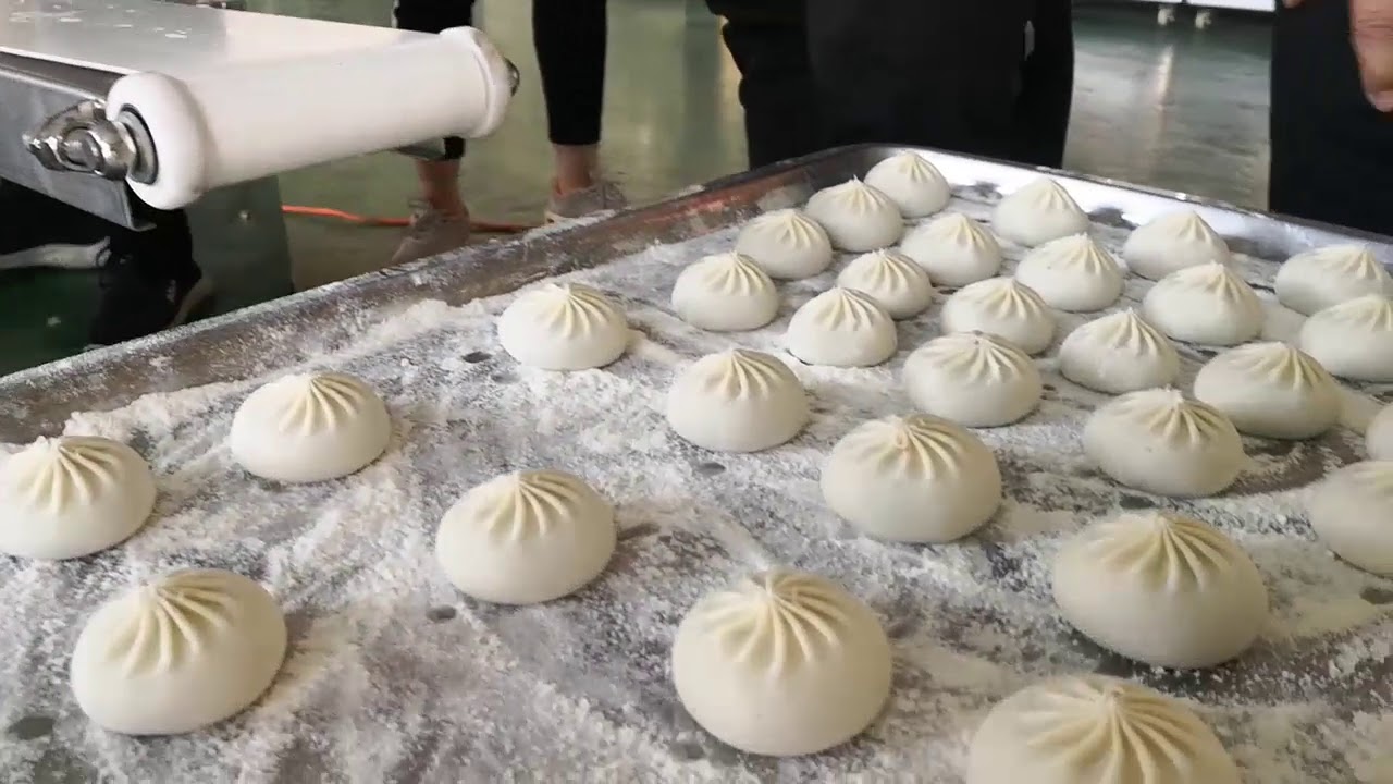 台灣最好用的包餡機，做灌湯包的機器，一天能做30000個。