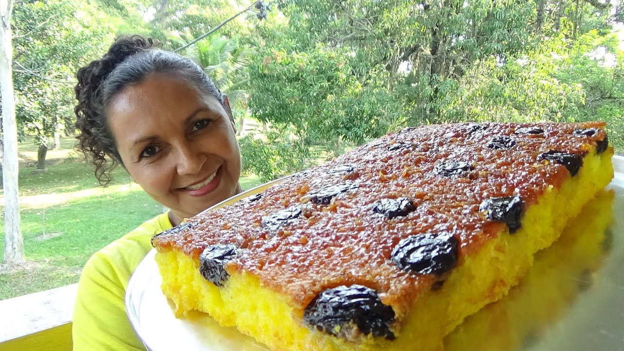 BOLO DE AIPIM COM AMEIXA - já comeram assim?
