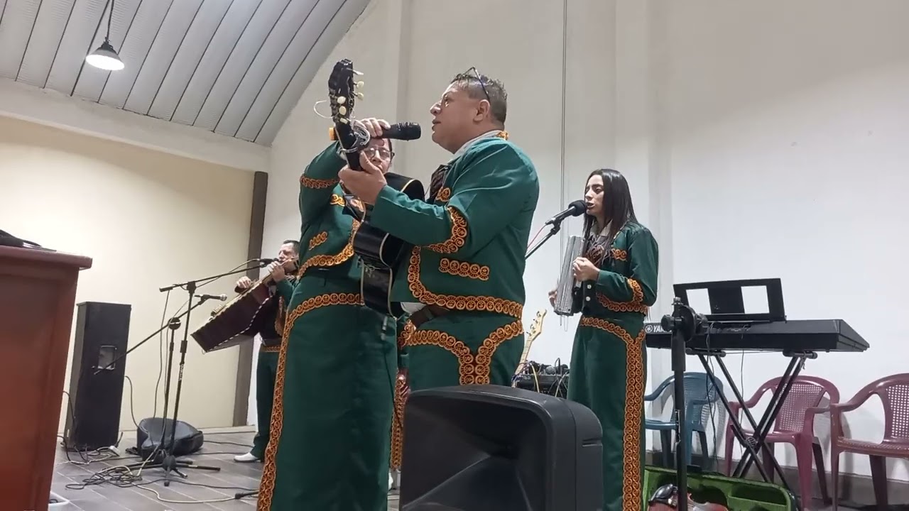 Cantar salmos a tu nombre : Esquipulas Guatemala Mariachi el cantar de Cristo de Boaco Nic 