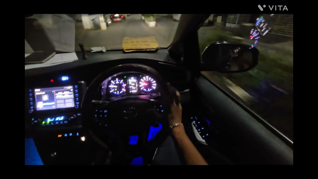 Night drive || Innova crysta POV || Song woofer|| Driving with veer ||