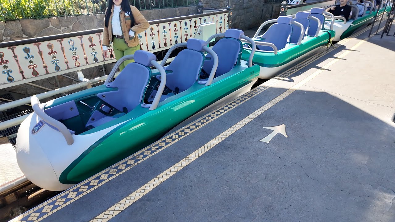 [4K] Matterhorn Bobsleds: Disneyland’s Original Thrill Coaster – Full Experience! POV 60FPS