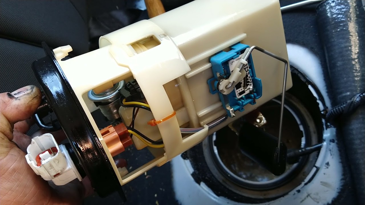 2007 Kia Spectra 5 fuel pump replacement    #T39