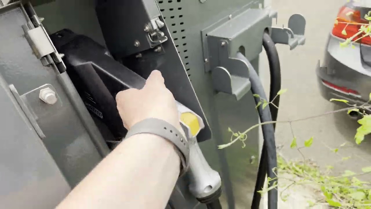 Galère des longs trajets 400kms en voiture électrique BMW i3 ? (Non un régal)