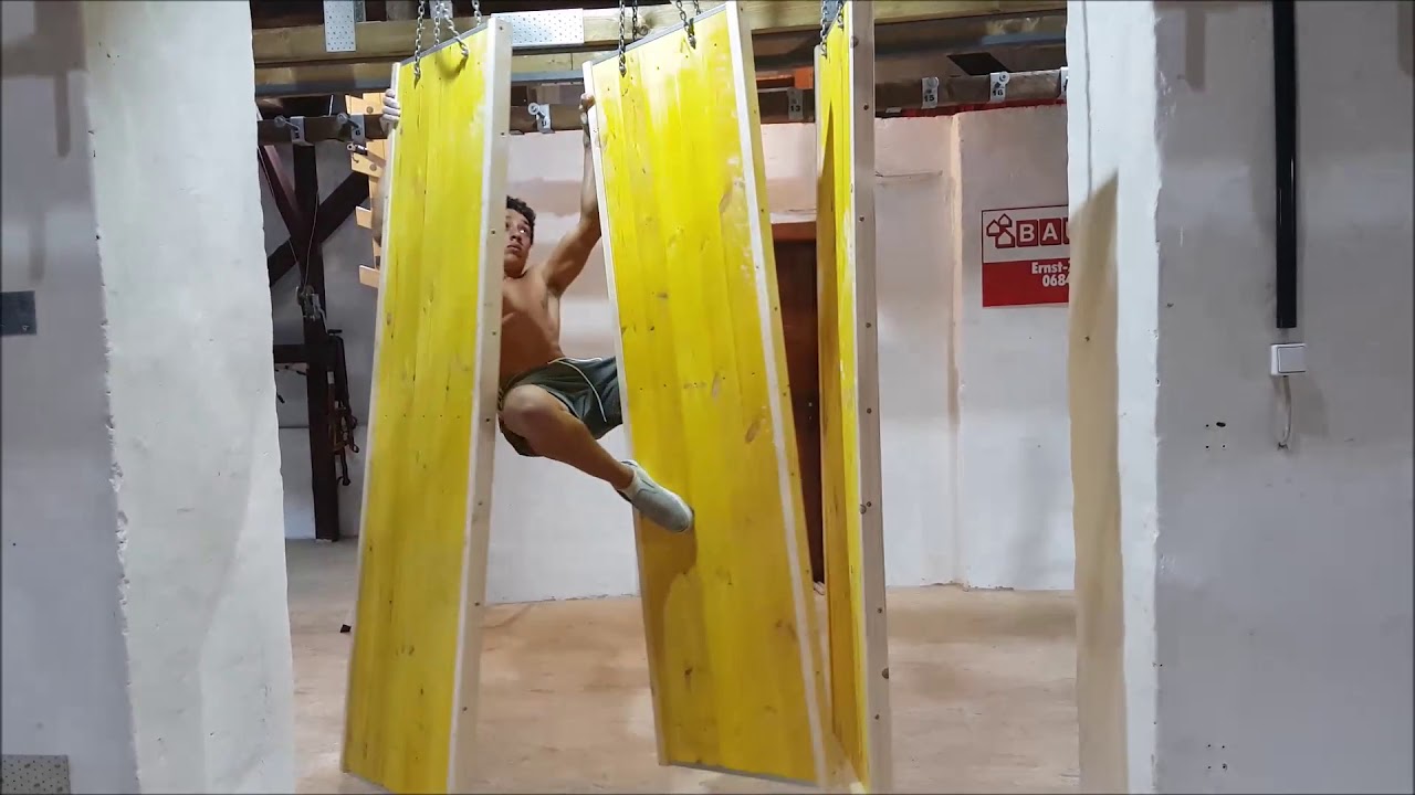 Rene Jr Casselly  Training  auf meinem DIY Ninja Warrior Parcour