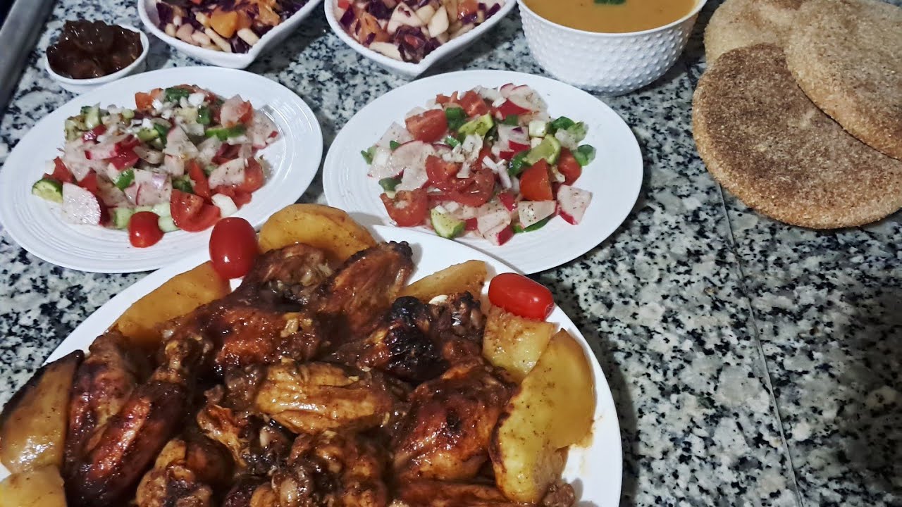 فطور رمضان🌙توجد في 20 دقيقه👌سهل واقتصاديه بسرعه توجد👍وعلى قد جيب اما الداق روعه اما شربة دمار😋 اما ?