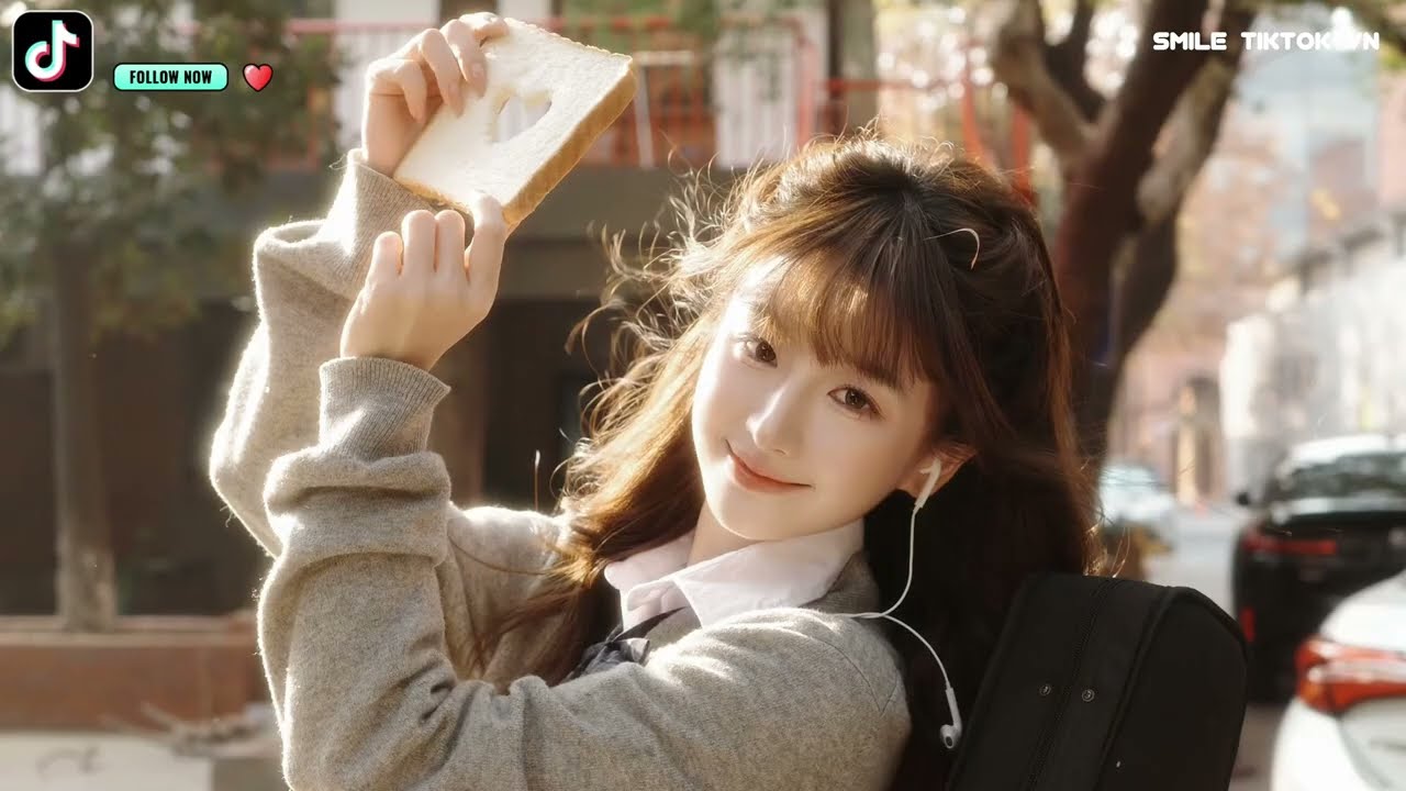 吕口口 - 是你没选我啊 (撕心裂肺版) (抖音热播版) Shi Ni Mei Xuan Wo A - Lu Kou Kou『昼夜的温差有点重，忽冷忽热让人太痛』MV推荐｜音画欣赏｜热门爆火版
