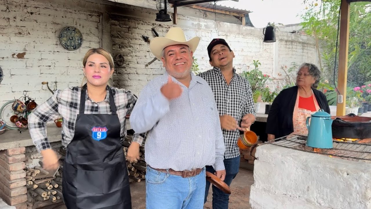 Nos invitaron a su cocina nuestros amigos de @AyNomas y @rutalanueve 