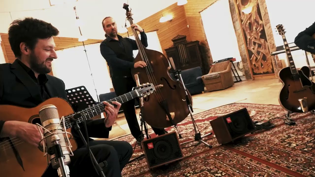 Ek Balam Ensemble - Troublant Bolero