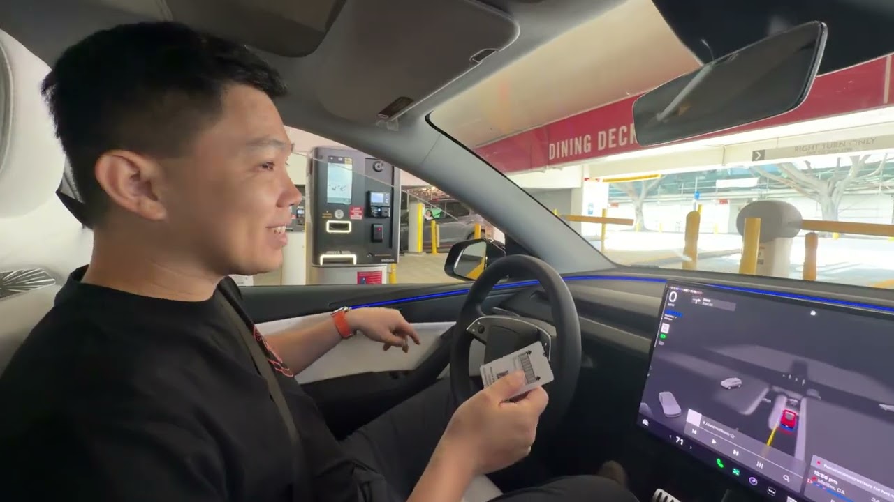 Tesla Navigates Out of Multi-Storey Carpark Itself! (FSD Supervised)