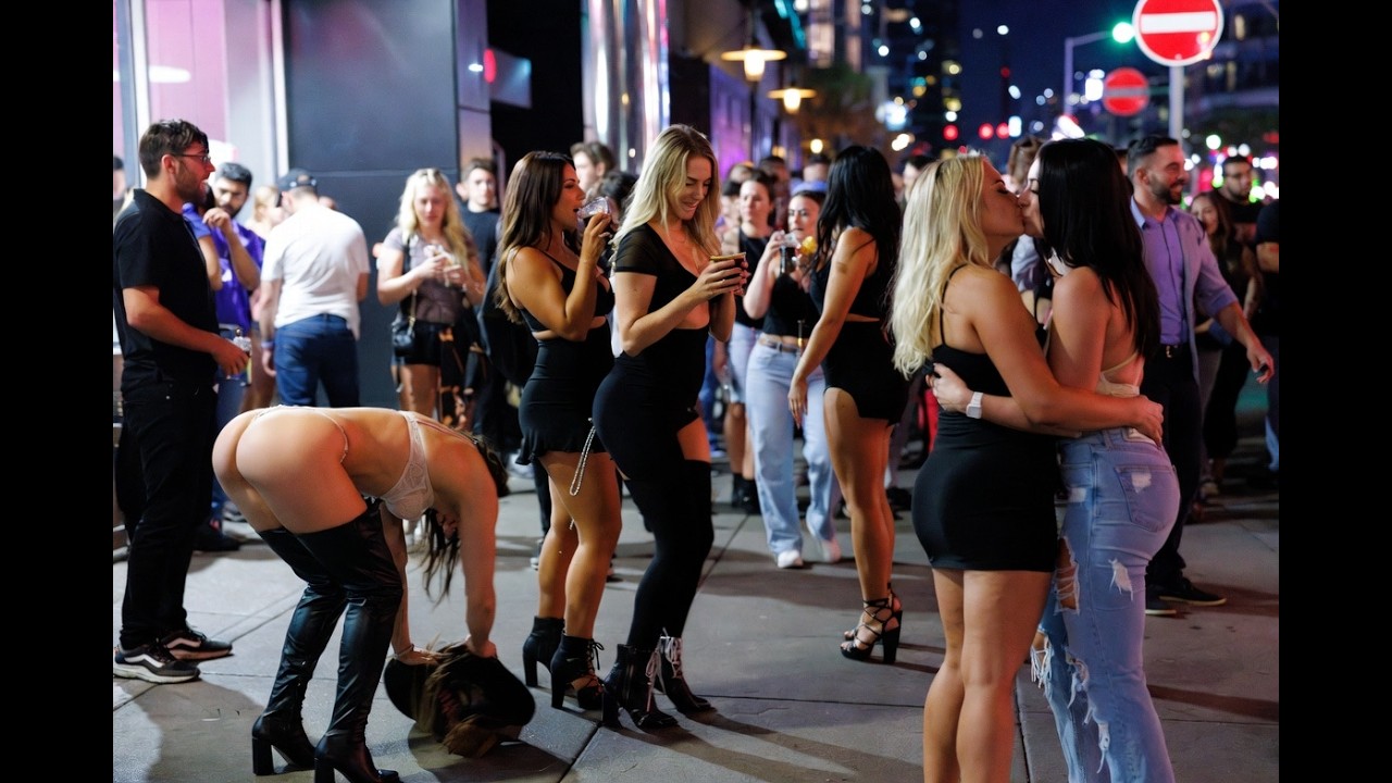 Midnight in Vancouver 🌙💃 Best Dance & Music 🔥🎵 & LOT OF FUN ✨