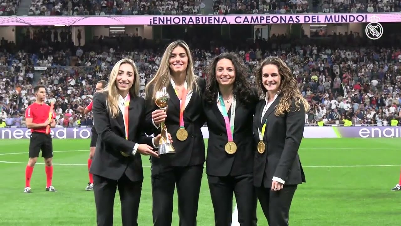 Real Madrid: Homenaje a las campeonas del mundo