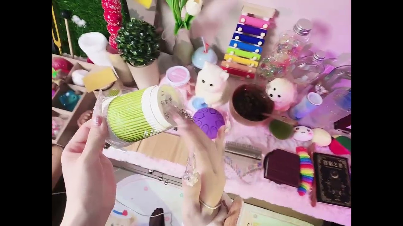 Relaxing ASMR Experience: Whispered Talk, Soft Scratching, Tapping, Crinkle, Rustle, PomPom Sounds