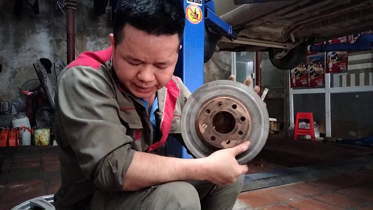 NGUYÊN NHÂN GÂY RA TIẾNG HÚ VÀ Ù TAI Ở XE Ô TÔ KHI CHẠY TRÊN ĐƯỜNG