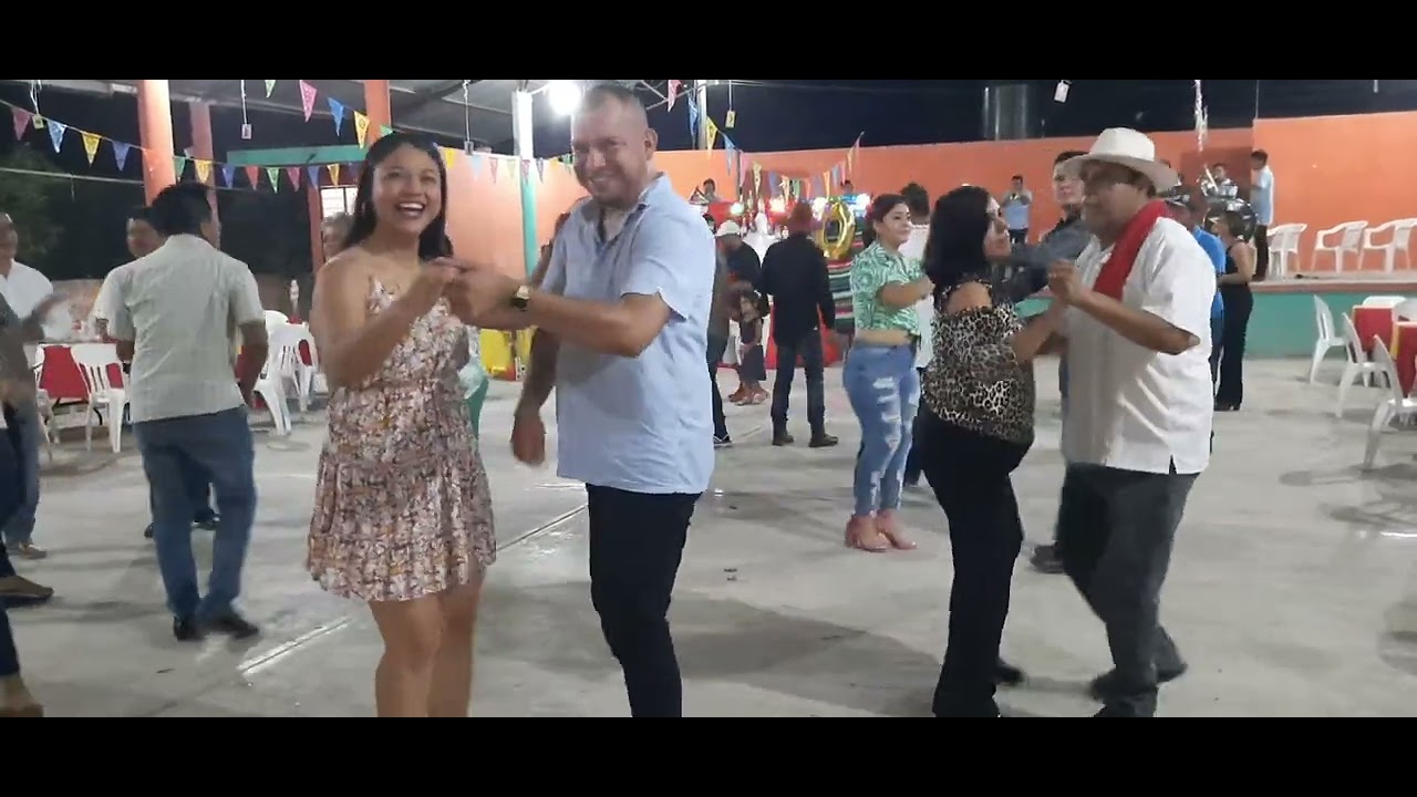 POPURRI DE CUMBIAS CON BANDA ESTRELLA 🌟