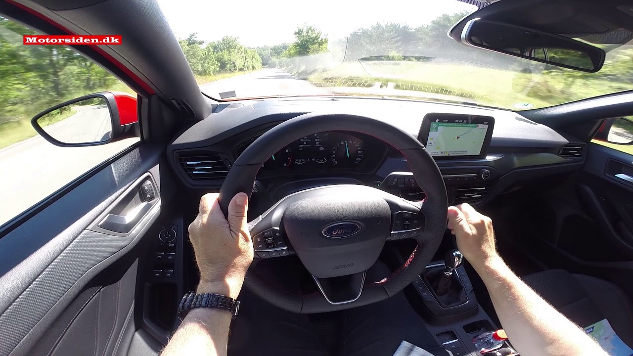 Ford Focus Stationcar First World Test