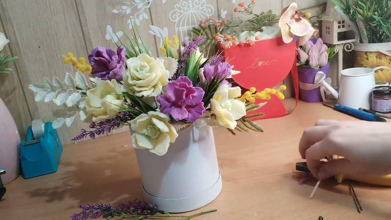 Мыловарение /букет в шляпной коробке