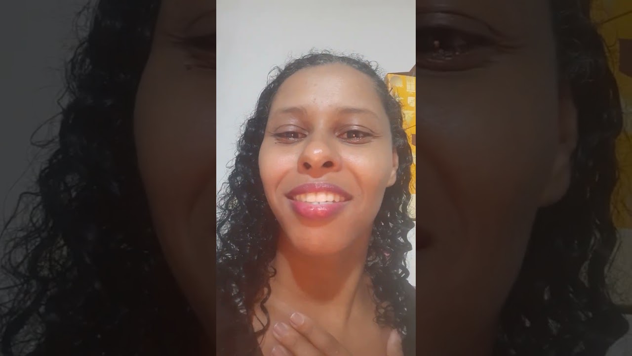 Agradecimentos aos meus inscritos beijos de Mayara Jackson um feliz Natal pra vocês 