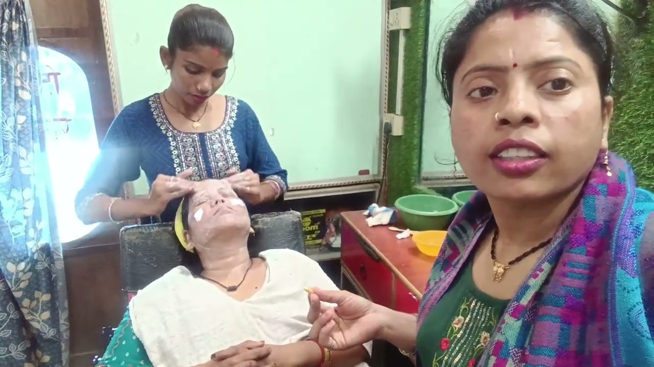 #Facial mai capsul ka kya kam hota hai Janenge puri jankari is video mai #seemore... 