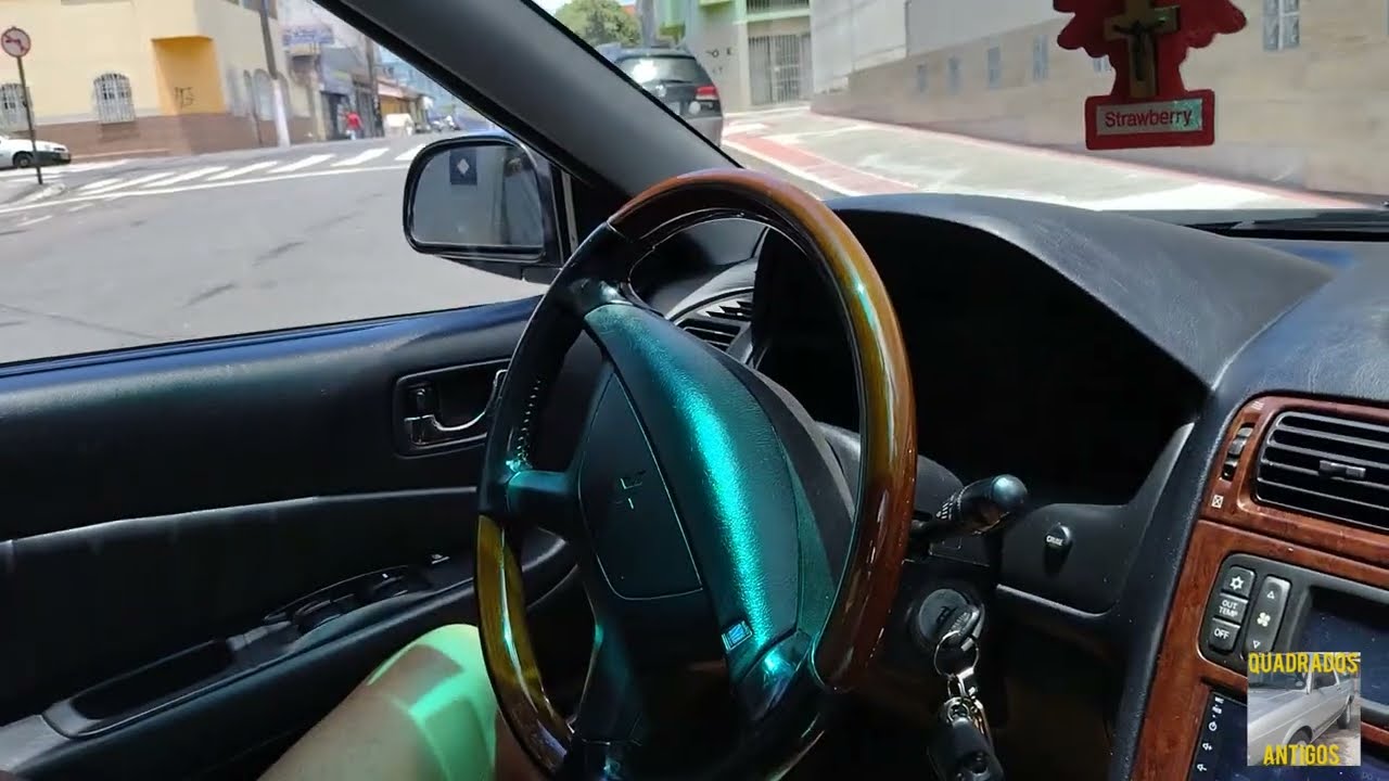 Mitsubishi Galant, Super Luxuoso Motor V6 2.5 o Mais Novo do Brasil. Está a venda valor R$30.000,00