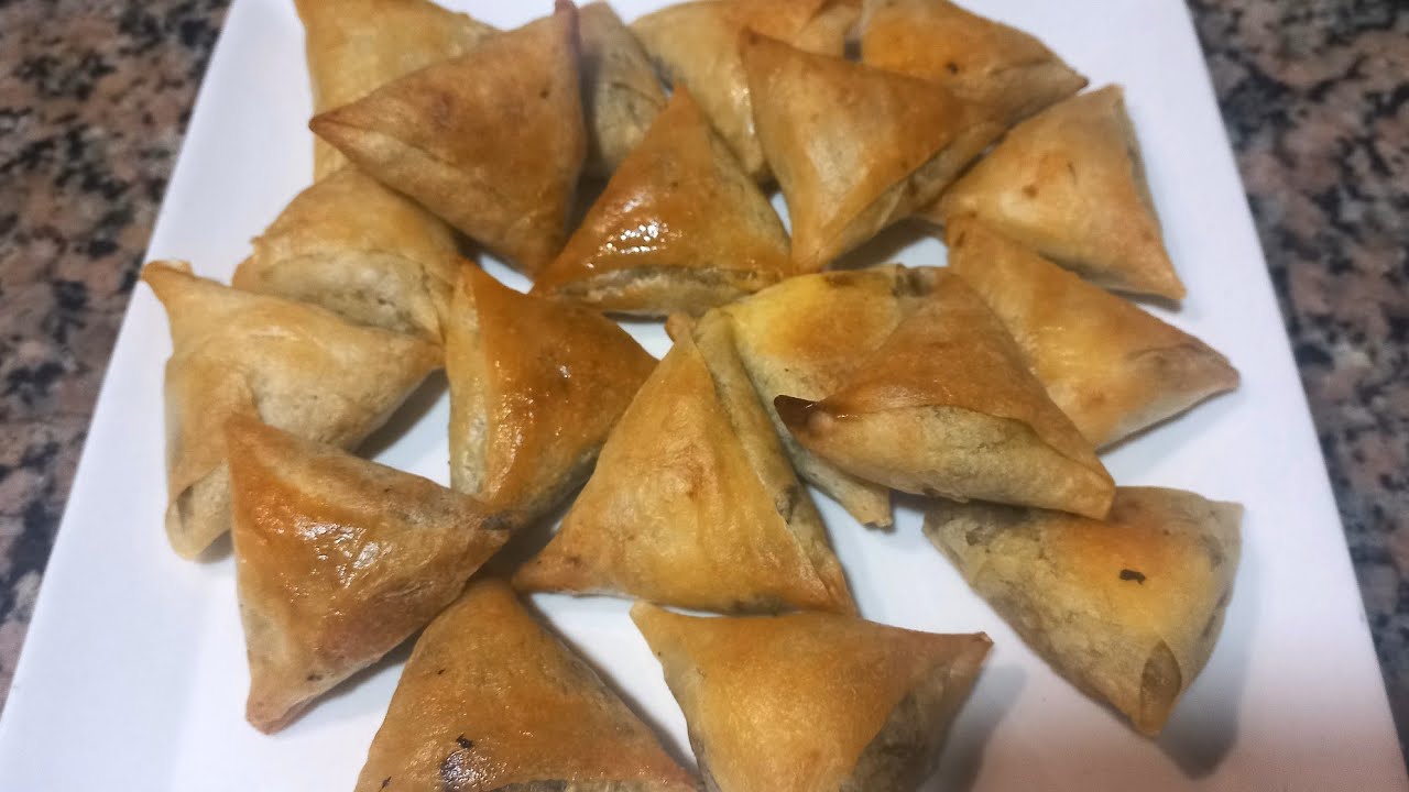 #طريقة تحضير بريوات بالبصلة والكفتة والفرماج بأفضل طريقة ولذاذ بزاف 😋😋