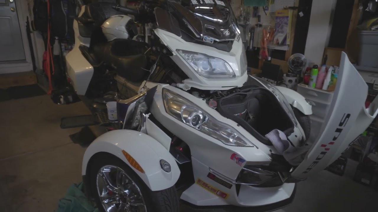 2012 CAN AM SPYDER RT LTD COOLANT CHANGE